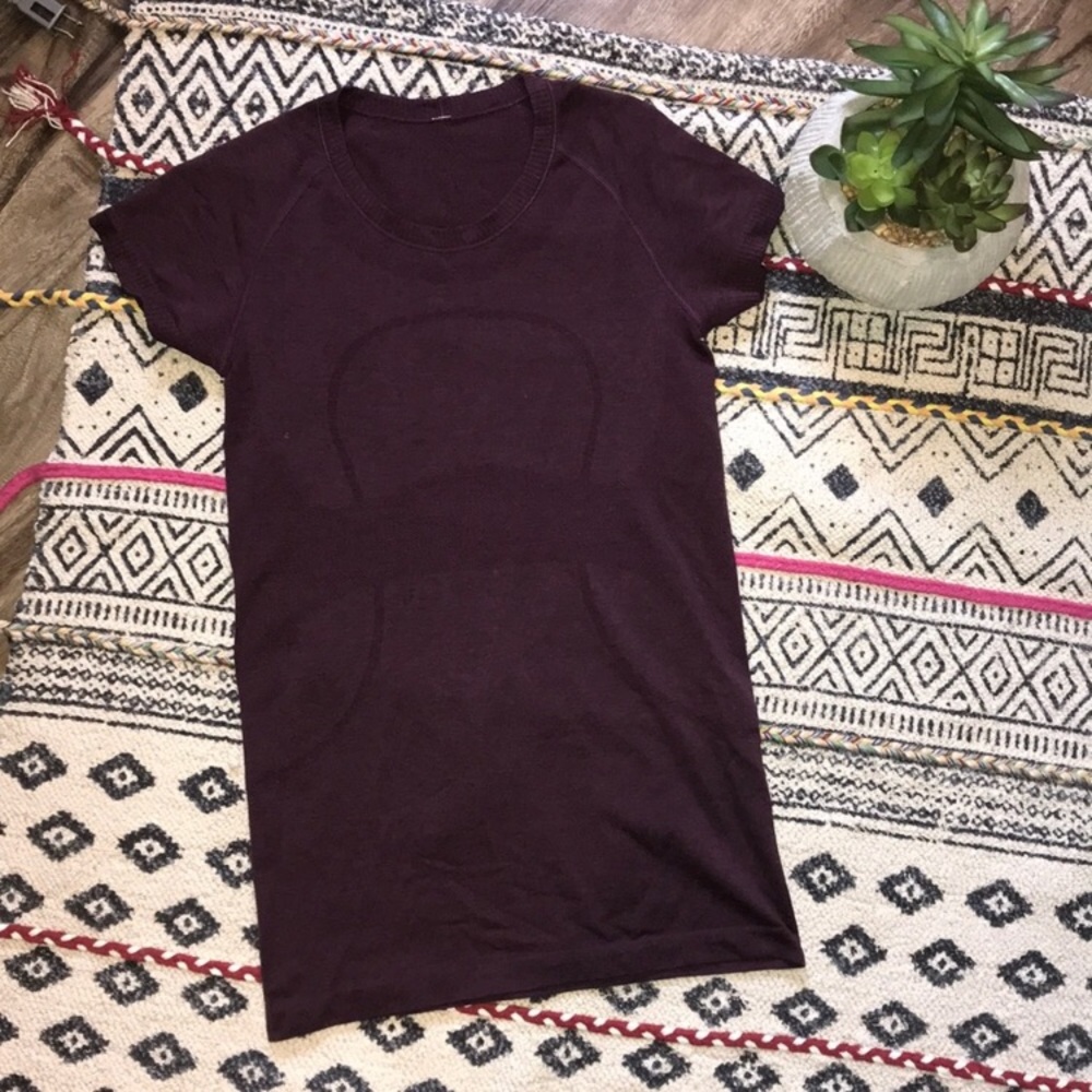 Lululemon swiftly run T-shirt